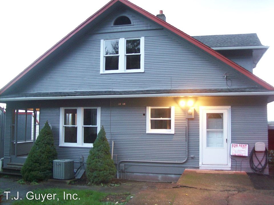 1st image of 1795 NE Kresky Ave