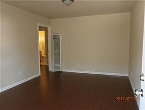 2nd image of 7985 Macarthur Blvd APT 12