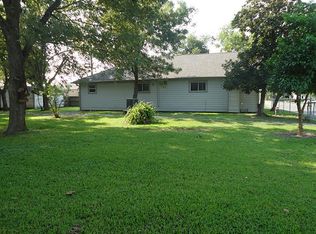 601 S Main St, Galena Park, TX 77547