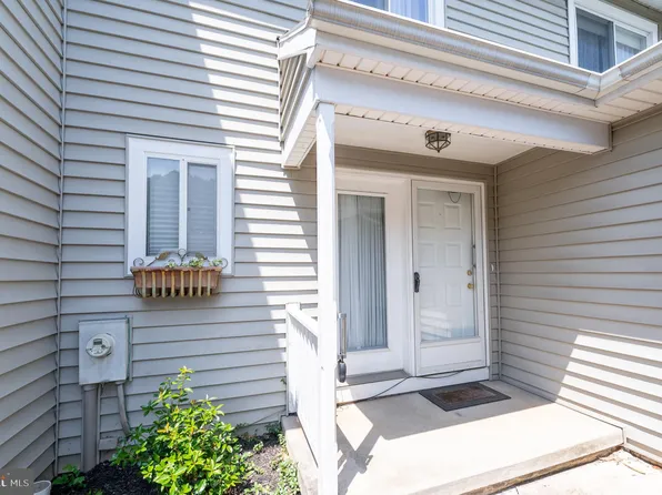 6 Killala Ct, Lutherville Timonium, MD 21093