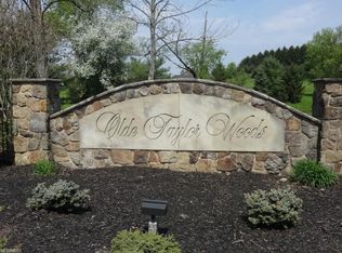 Huntington Way, Aurora, OH 44202