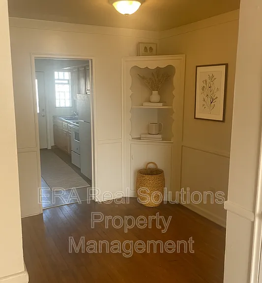 371 Mayfair Blvd #D — Photo 5