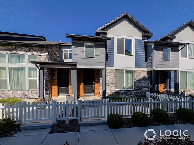 11627 S Frost View Ln — Photo 1