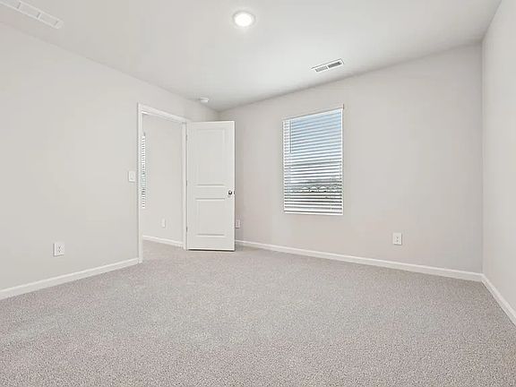 5th image of 649 Red River Dr Unit 2