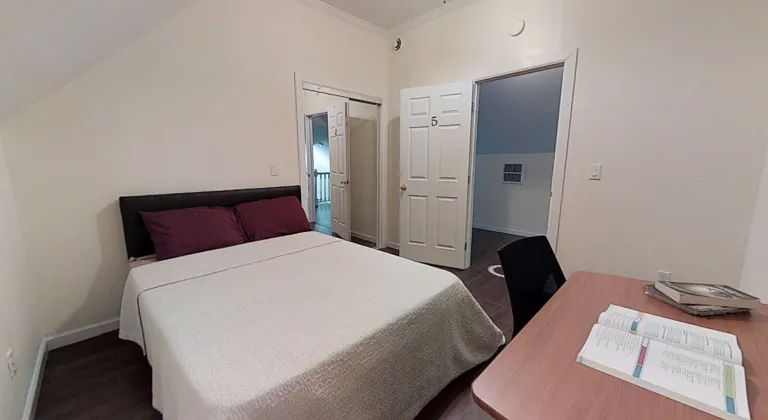 323 Lexington Ave — Photo 57