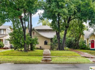 1907 W Gramercy Pl, San Antonio, TX 78201