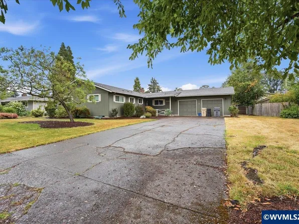 3146 S Shore Dr SE, Albany, OR 97322