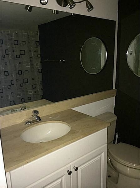 1st image of 600 NE 36th St APT 1119