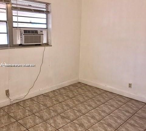 3rd image of 2901 Jackson St APT 3