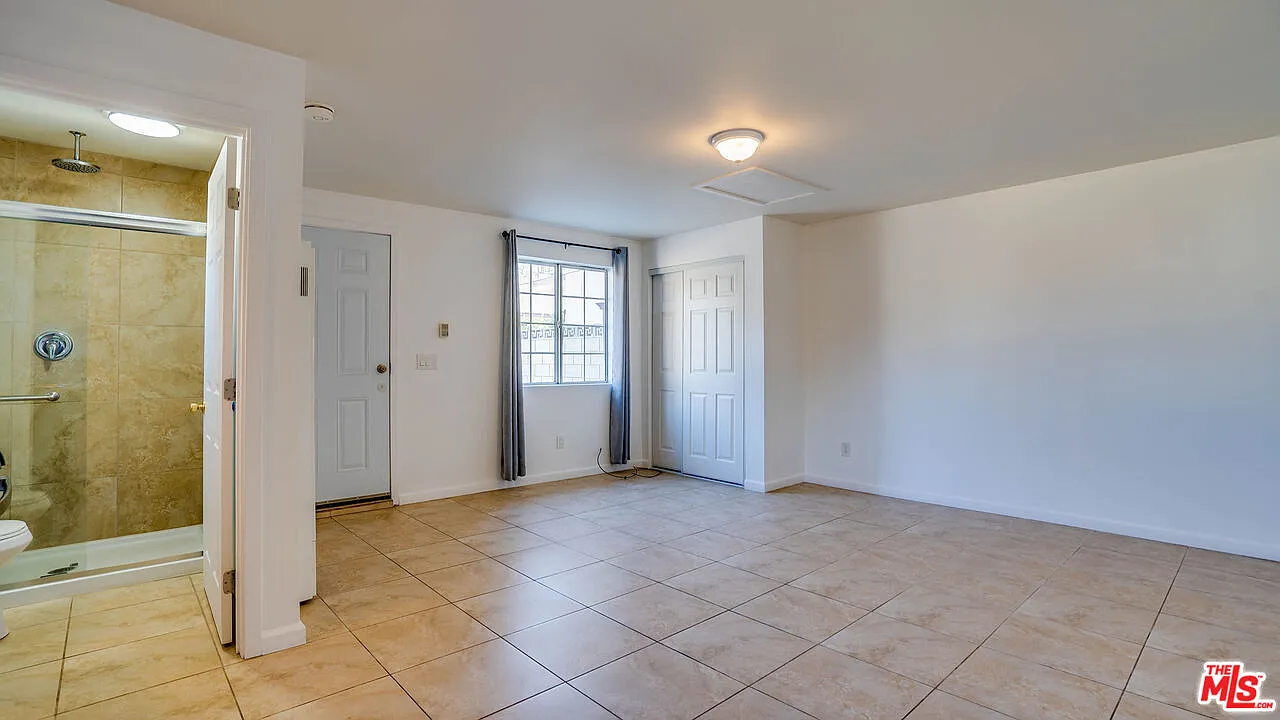 Studio, 1.0 bath, 400 sqft, $1,795 — Photo 4