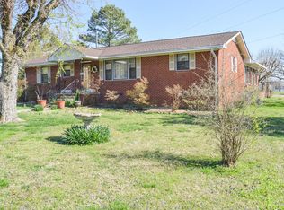 101 Yell Dr E, Wartrace, TN 37183