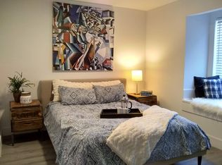 22415 Friar St, Woodland Hills, CA 91367