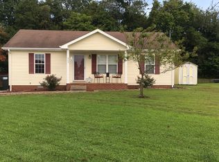 933 Crabapple Ln, Clarksville, TN 37040