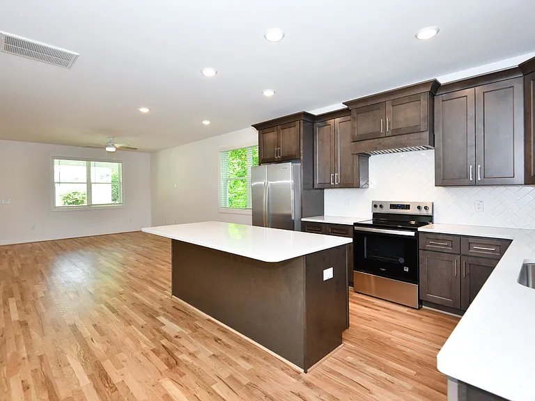 507 S Chapman St — Photo 11