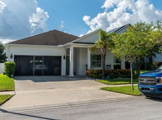 615 Del Pilar Dr, Groveland, FL 34736