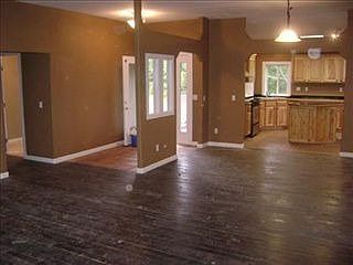 4th image of 612 Duck Lake Dr NE