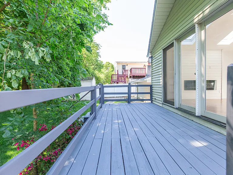 33 Raven St — Photo 12