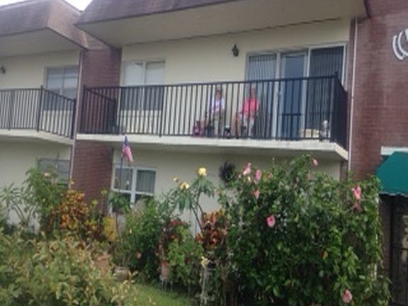 3rd image of 10 Lynnhurst Dr APT 109