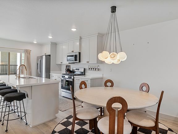 5th image of 12996 S Cohab Canyon Ct