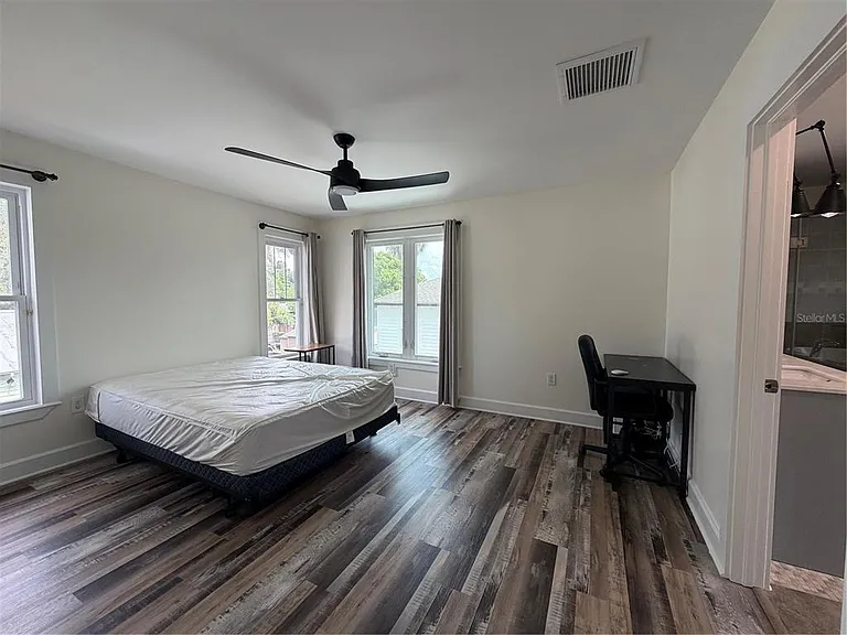 1204 E Ellicott St — Photo 11