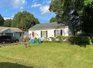 1107 Neal St, Greensboro, NC 27403