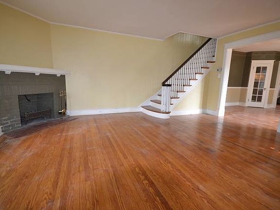 2nd image of 275 N Highland Ave