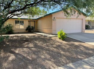 8856 E Pomegranate St, Tucson, AZ 85730