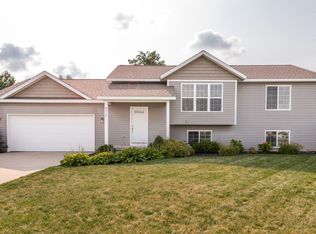 8317 Briar Ln, Jenison, MI 49428