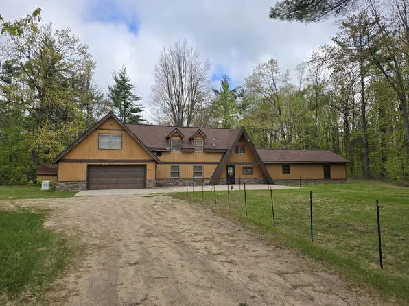 7912 Millecoquin Trl, Gaylord, MI 49735