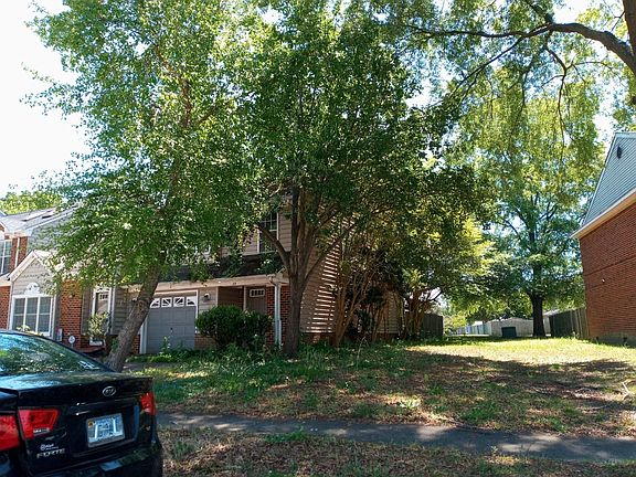 2nd image of 29 Candlelight Ln