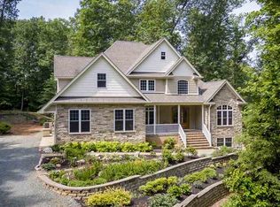 1113 Pelham Dr, Keswick, VA 22947