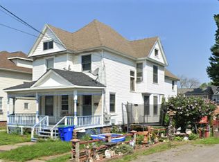 407 E Center St, Medina, NY 14103