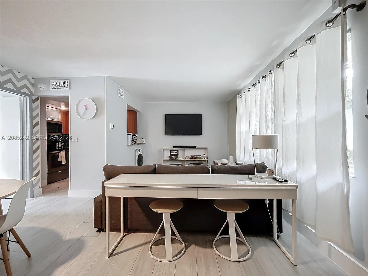 Morningside Palms Condo — Photo 2