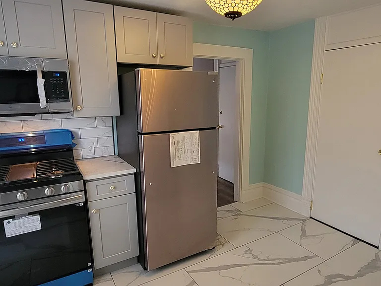 1424 Clayton St #2 — Photo 8
