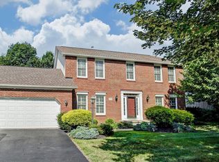 7713 Kestrel Way W, Dublin, OH 43017