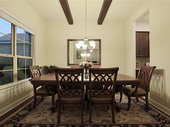 3rd image of 2722 Belicia Ln