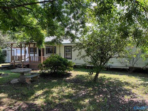 2607 S 11th St, Gadsden, AL 35904