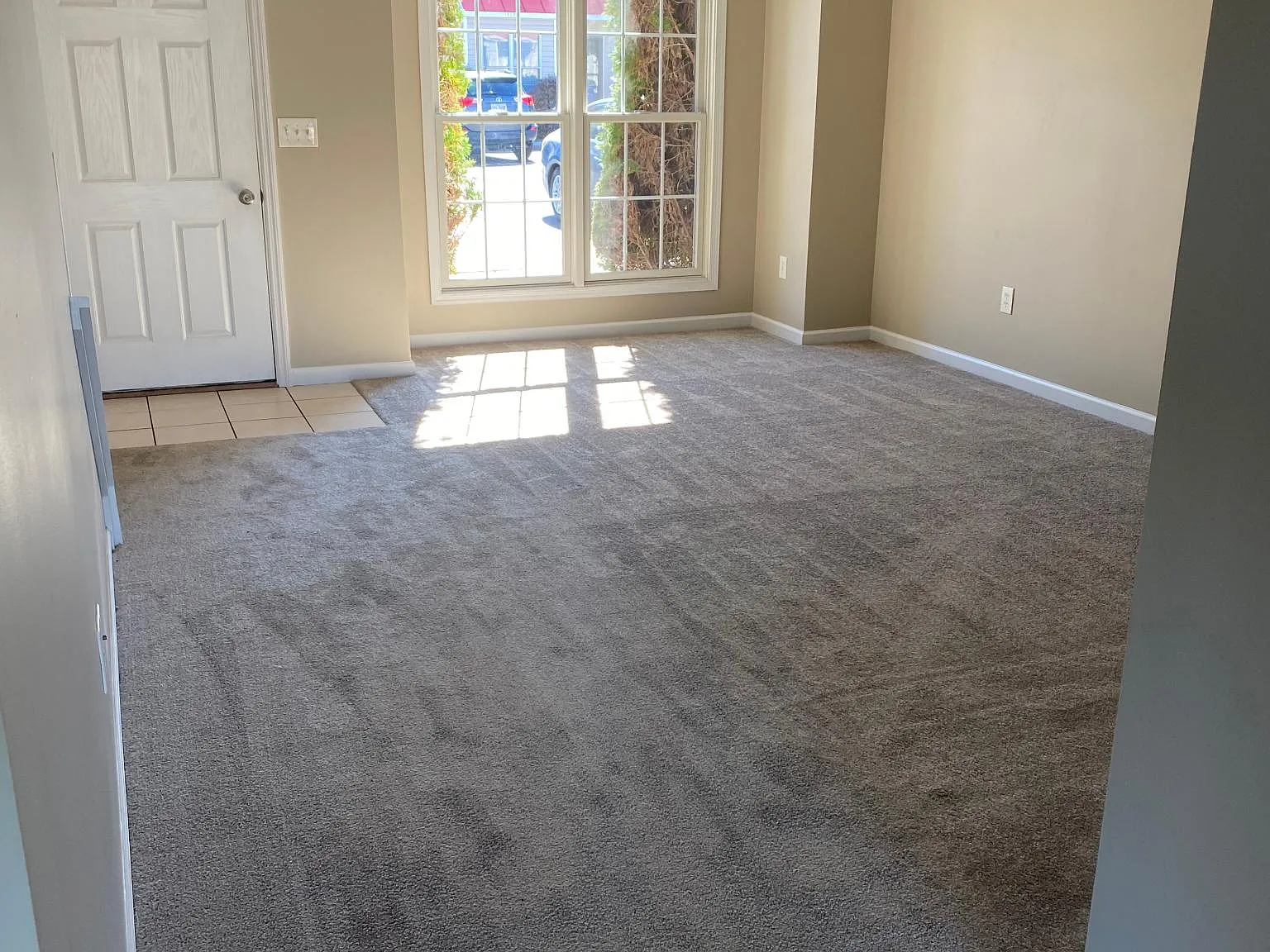 3 bed, 1.5 bath, 1292 sqft, $1,750 — Photo 4