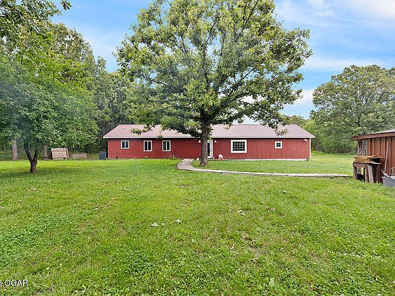 2nd image of 86 N Ranch Rd