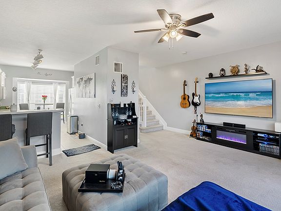 4th image of 1630 42nd Sq APT 101