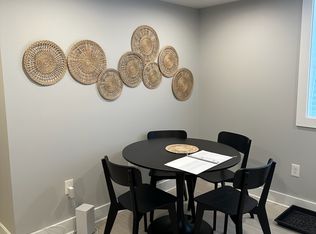 817 Philadelphia Ave #4D, Silver Spring, MD 20910