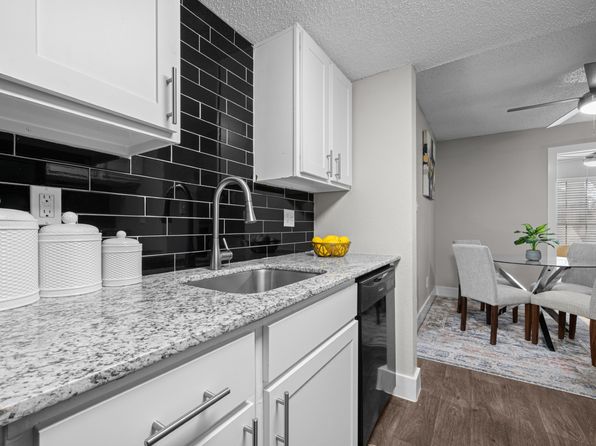 3900 Investor Dr APT 921