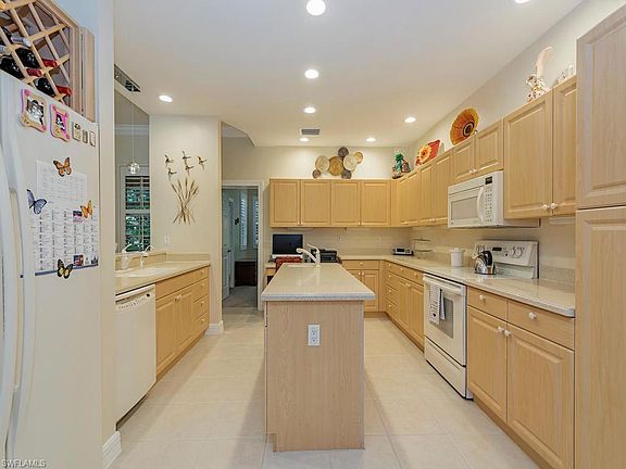 5th image of 4825 Aston Gardens Way APT A102