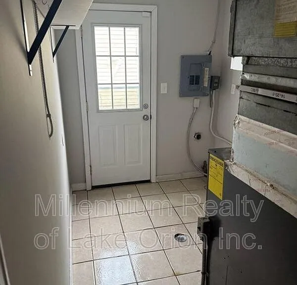 695 1st Ave — Photo 6