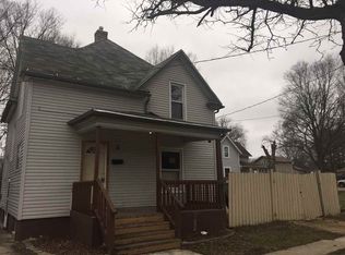 624 Kent St, Rockford, IL 61102