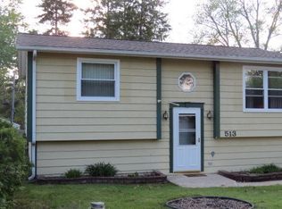 513 Santa Barbara Rd, Lakemoor, IL 60051