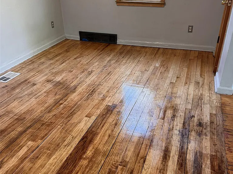 15791 Cherrylawn St — Photo 3