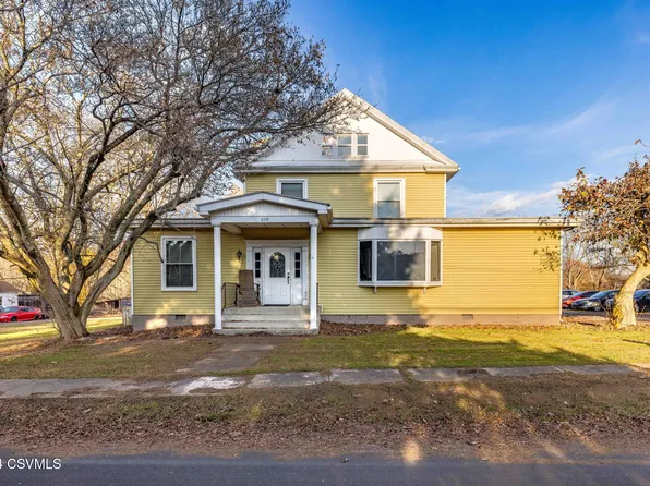 229 Sunbury St, Dalmatia, PA 17017