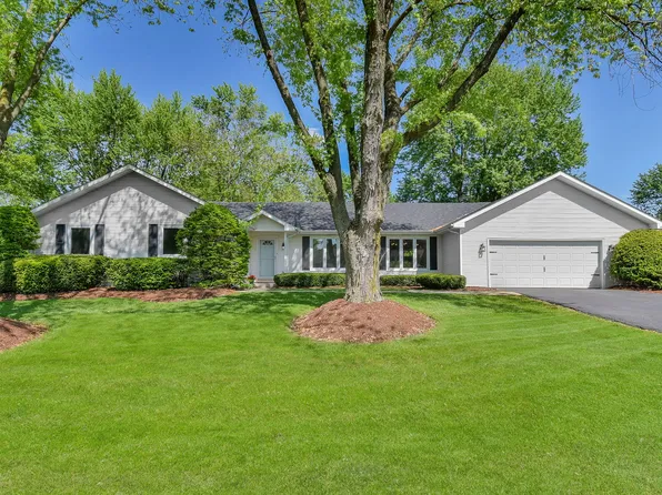 12951 S Hadfield Dr, Plainfield, IL 60585