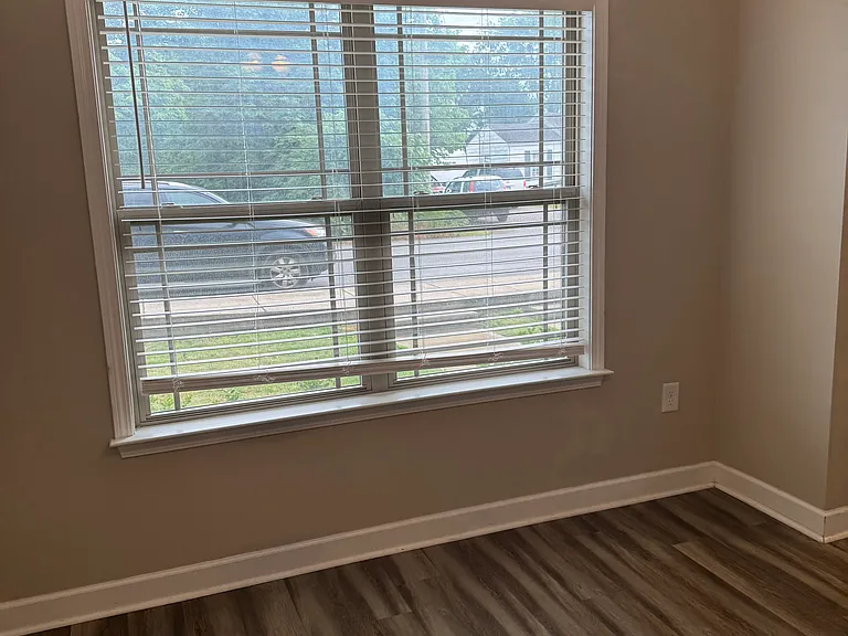 66 Bellvue Dr — Photo 19